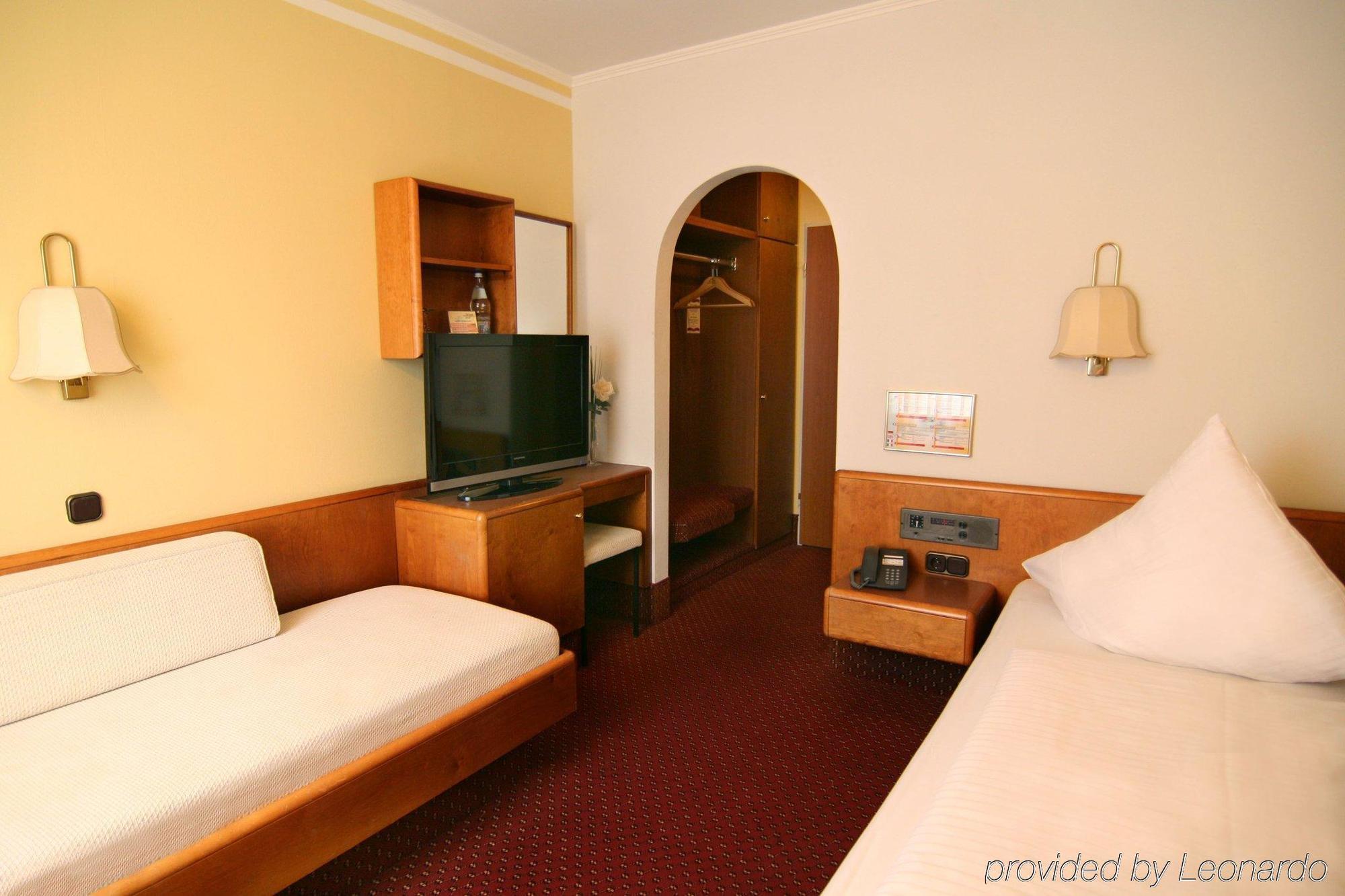 Hotel St. Georg Regensburg Exterior photo